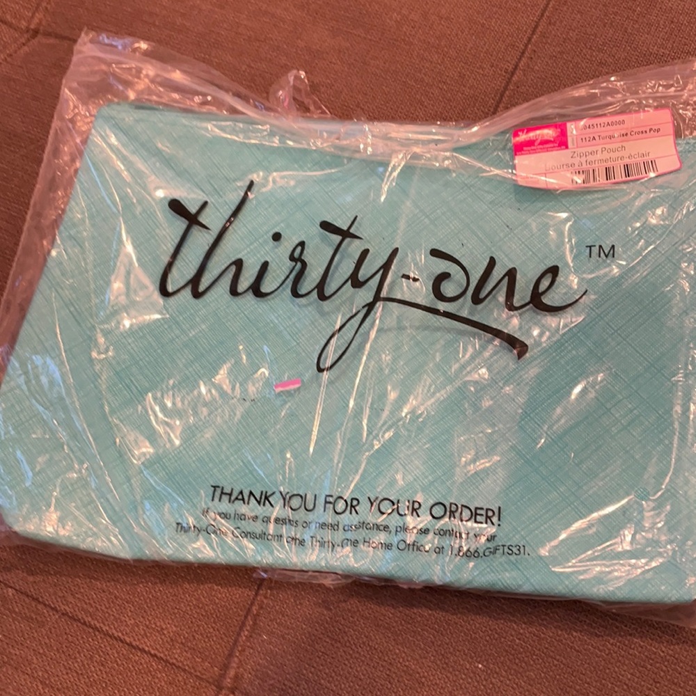 Thirty one zipper pouch